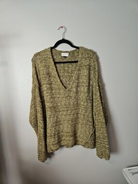 Universal Thread Marled Olive V-Neck Knit Sweater